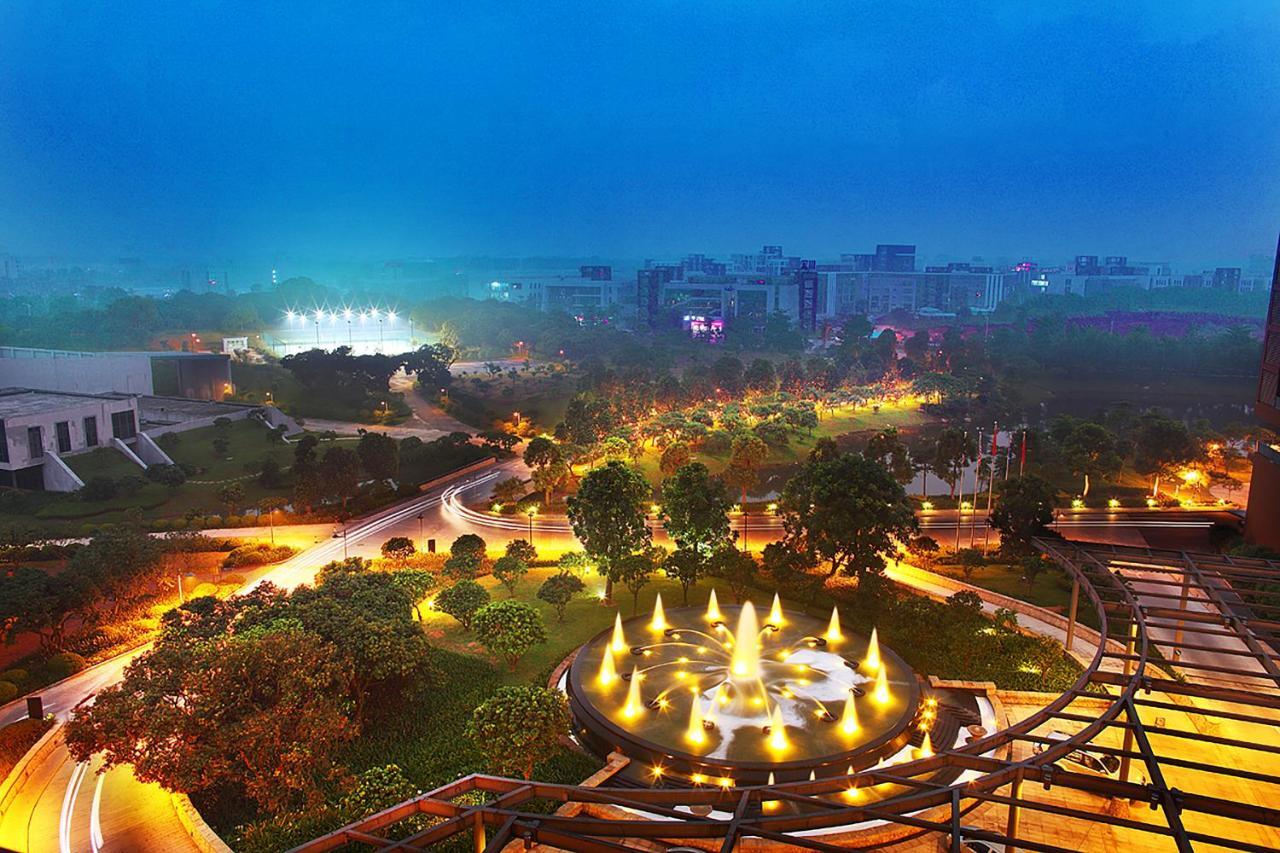 ไฮเแอ็ท รีเจนซี ตงกวน Hotel ภายนอก รูปภาพ